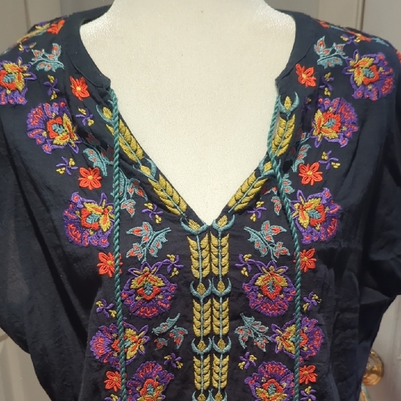 NATURAL LIFE Black Blouse with Colorful Embroidery - Picture 3 of 8